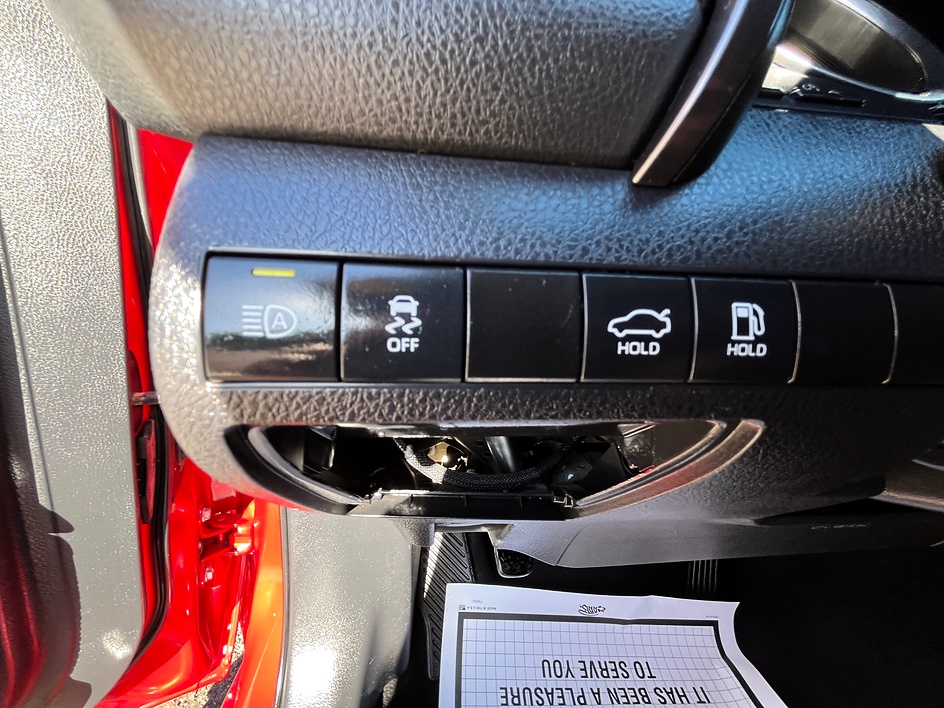 2019 Toyota Camry SE - Photo 23