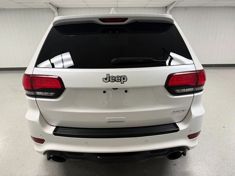 2017 Jeep Grand Cherokee SRT - Photo 11