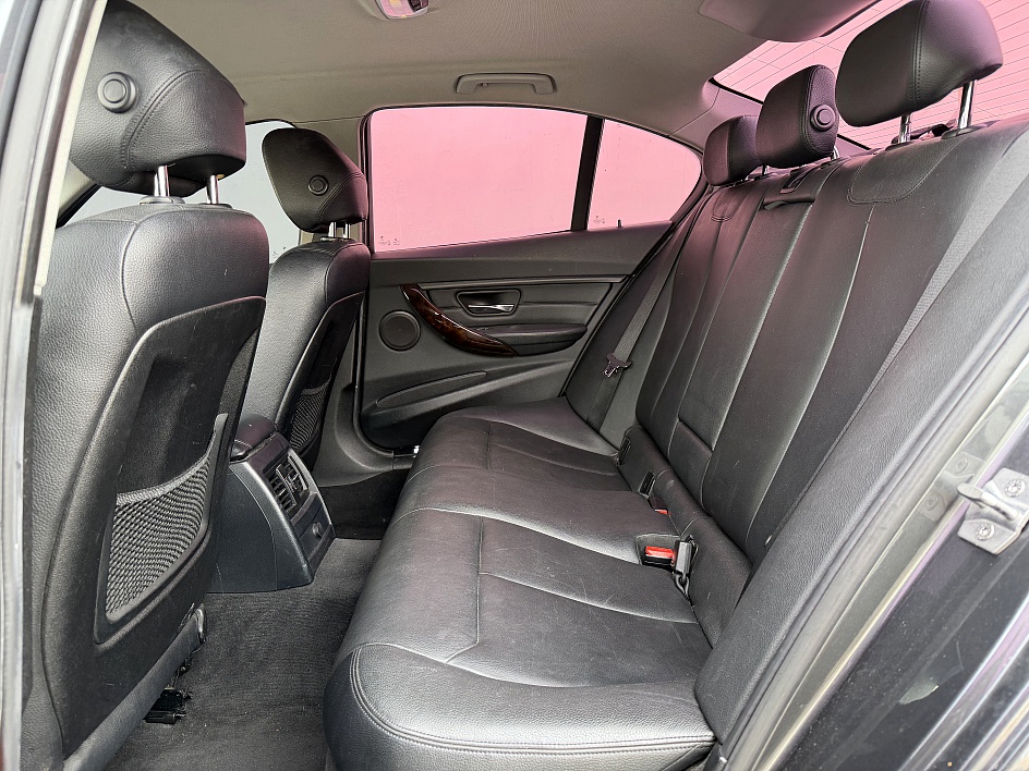 2015 BMW 3 Series 328i - Photo 15