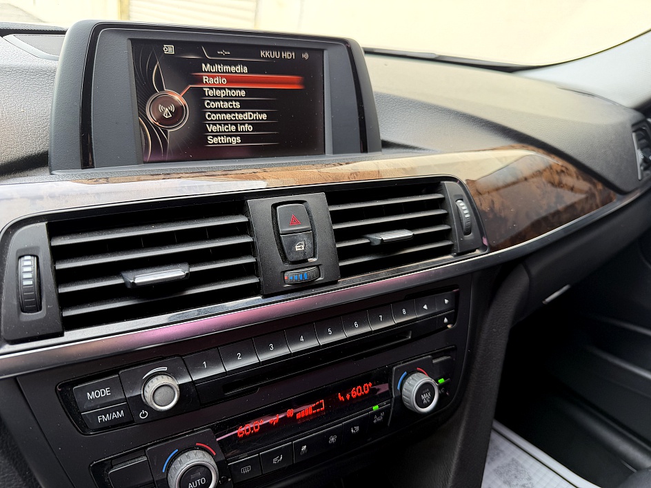 2015 BMW 3 Series 328i - Photo 19