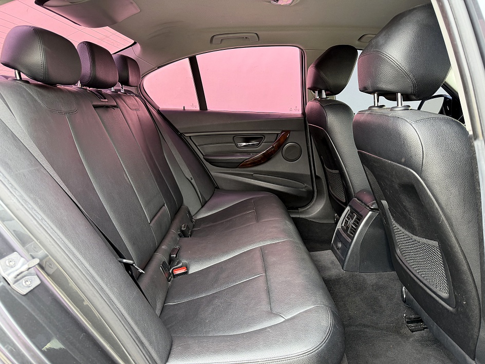 2015 BMW 3 Series 328i - Photo 14