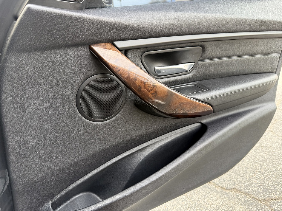 2015 BMW 3 Series 328i - Photo 21