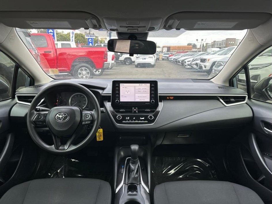 2021 Toyota Corolla LE - Photo 12