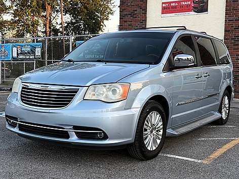 2013 Chrysler Town & Country