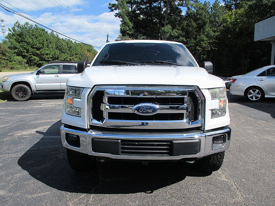Ford F-150 photo 2