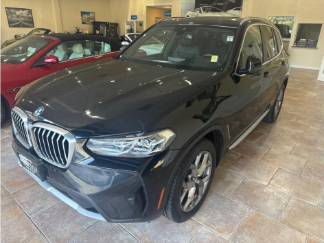 2022 BMW X3 30i's photo