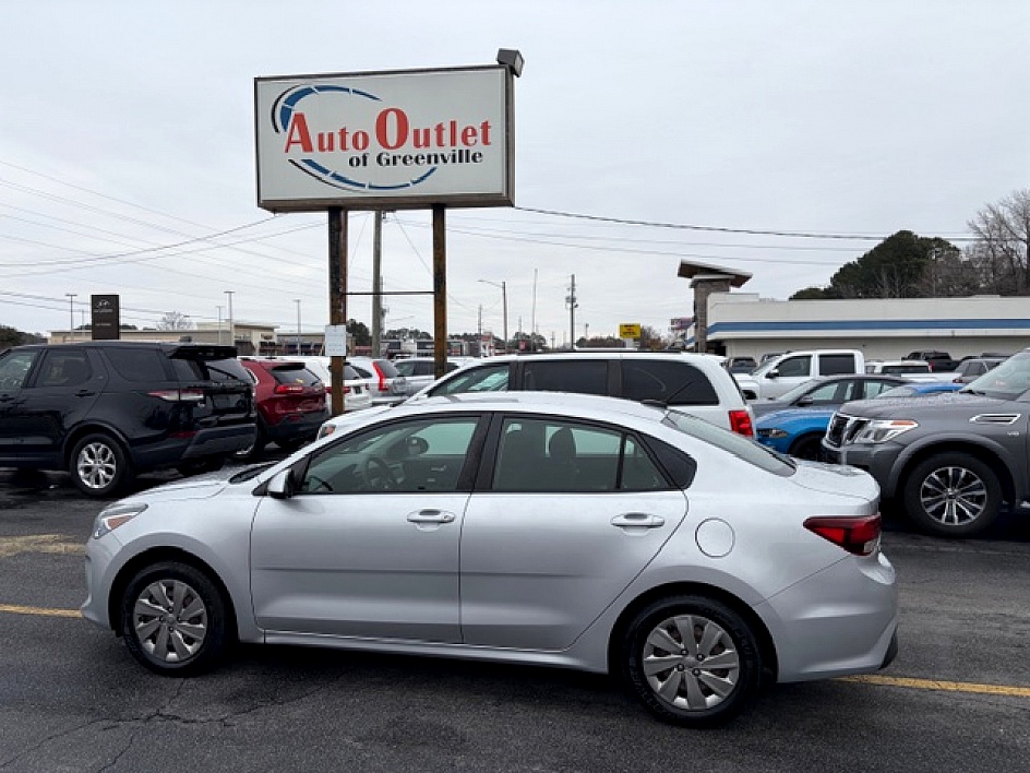 2018 Kia Rio S AT's photo