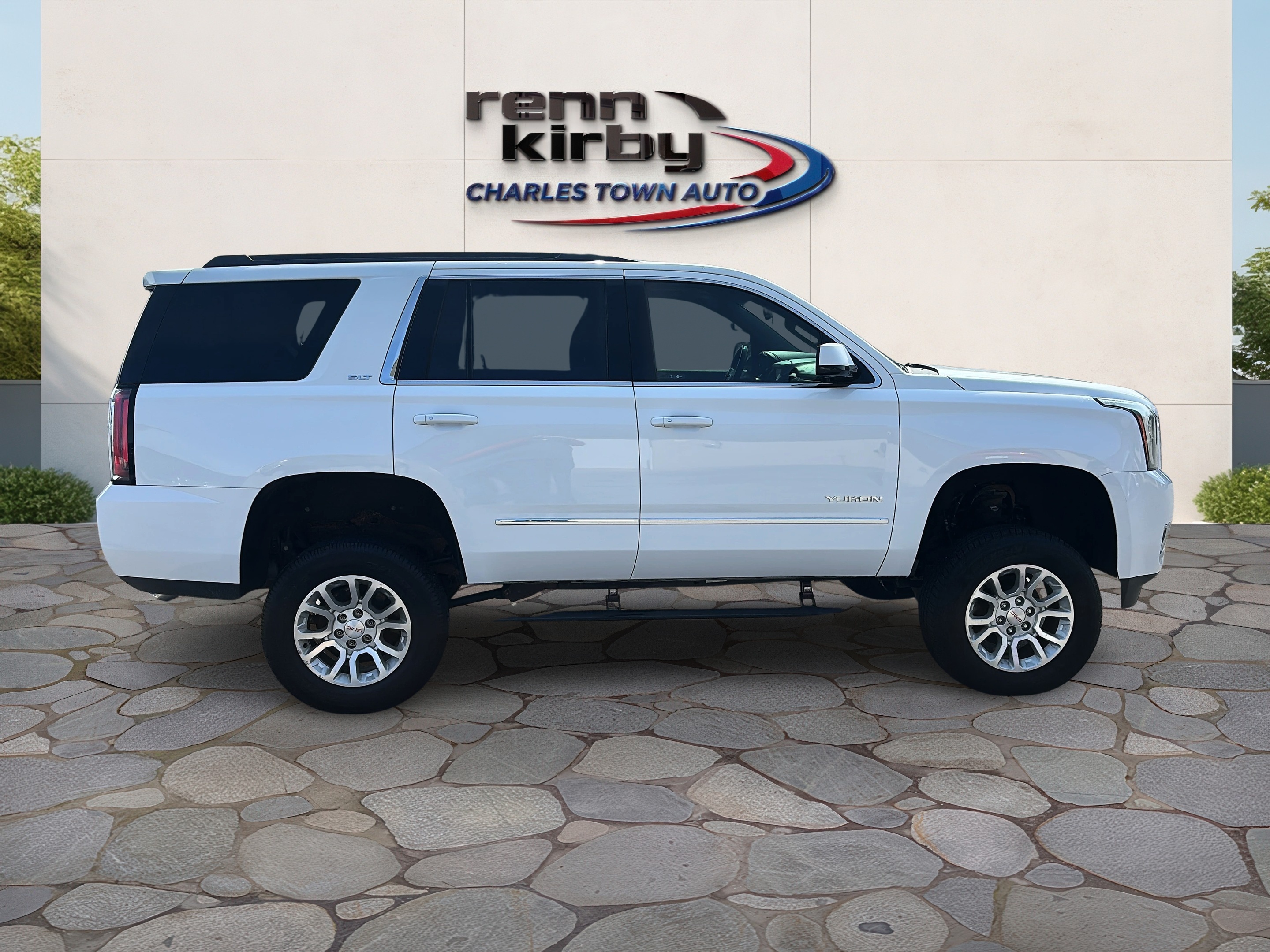 2018 GMC Yukon SLT - Photo 12
