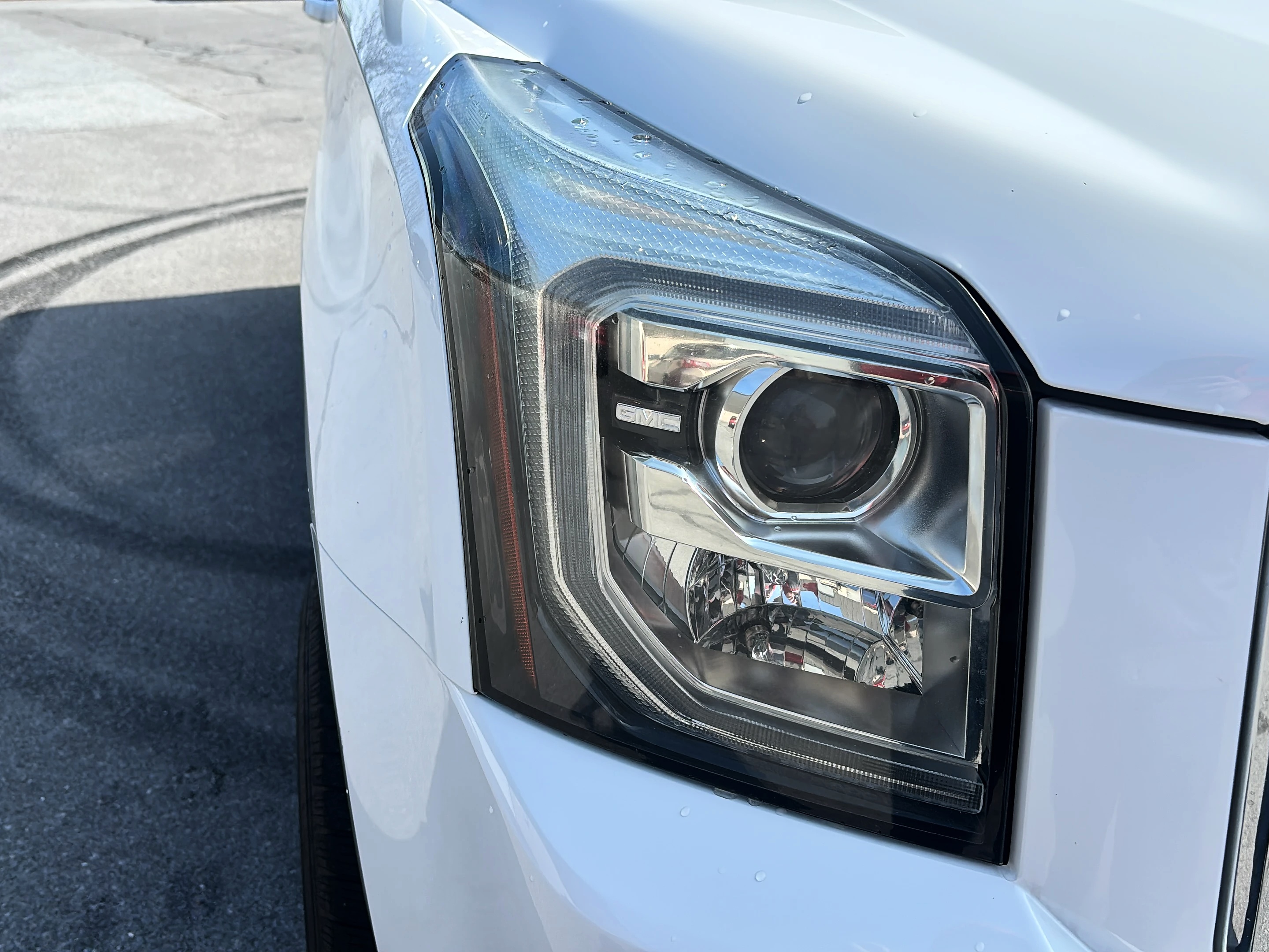 2018 GMC Yukon SLT - Photo 14
