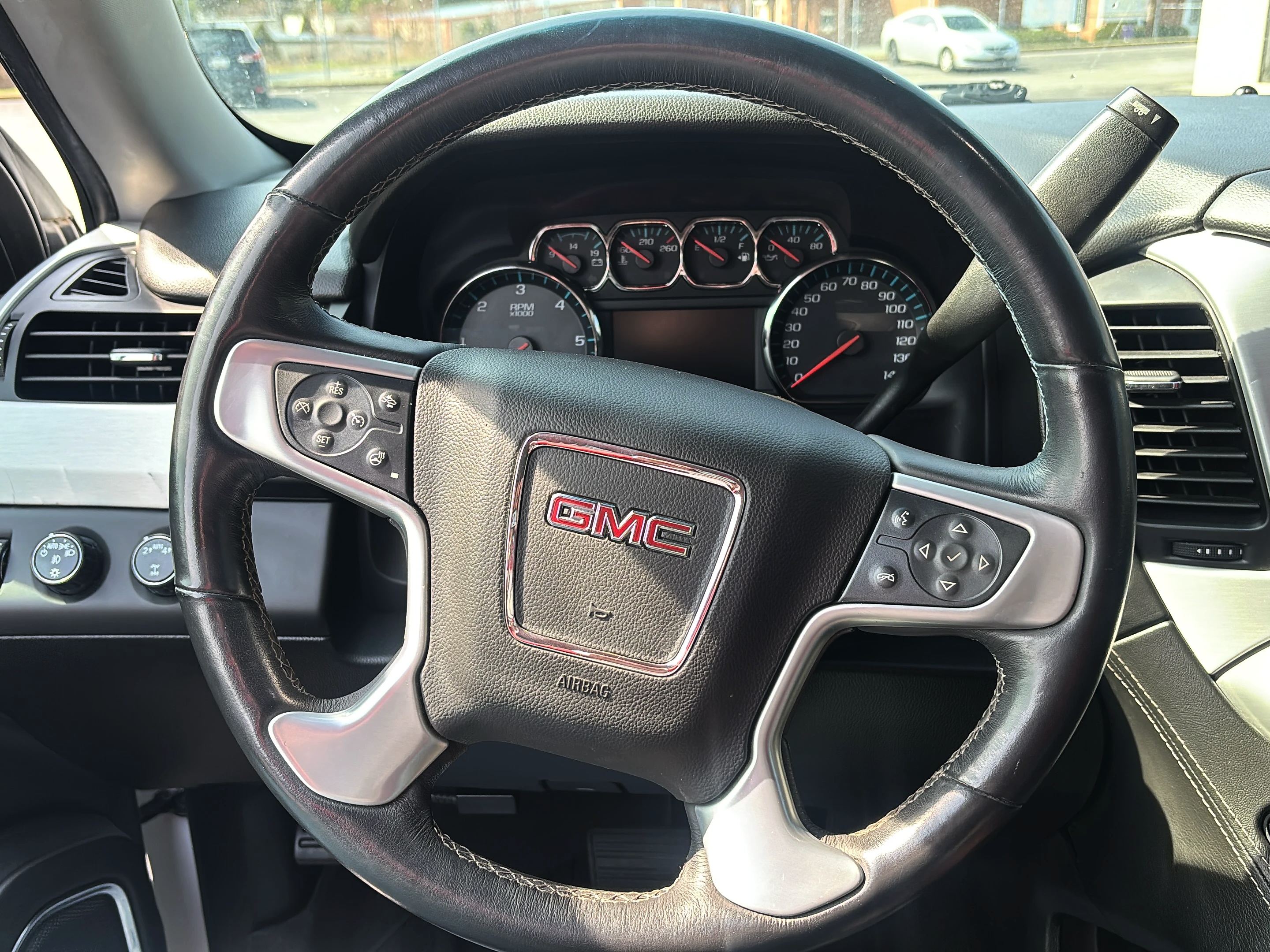 2018 GMC Yukon SLT - Photo 18