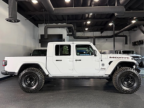 2021 Jeep Gladiator Mojave's photo