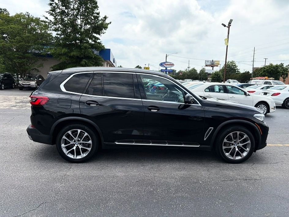 2020 BMW X5 40i - Photo 9