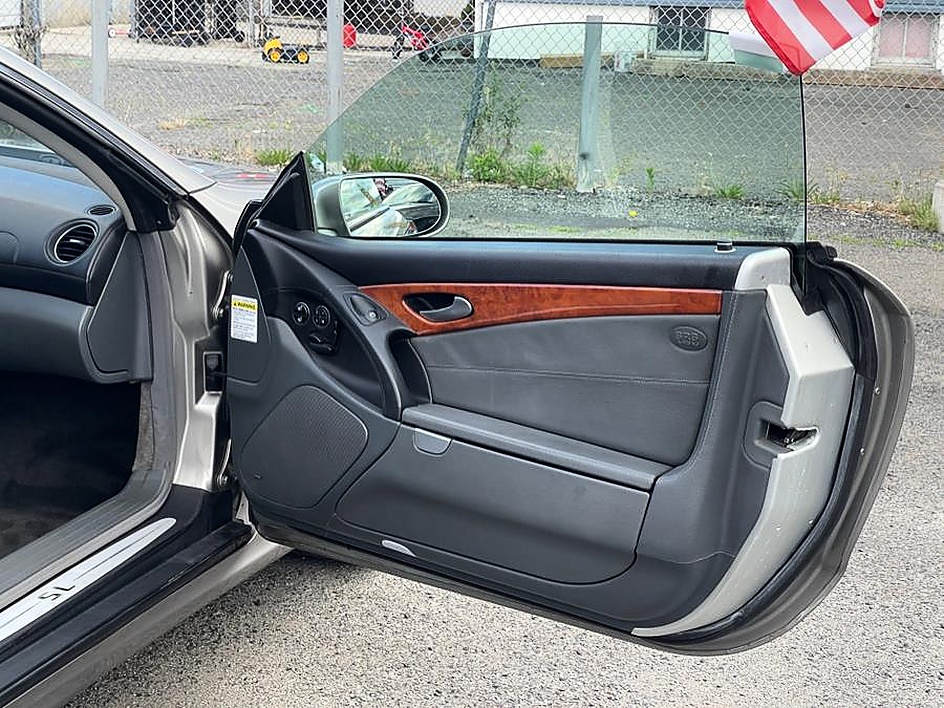 2004 Mercedes-Benz SL-Class SL500 - Photo 16