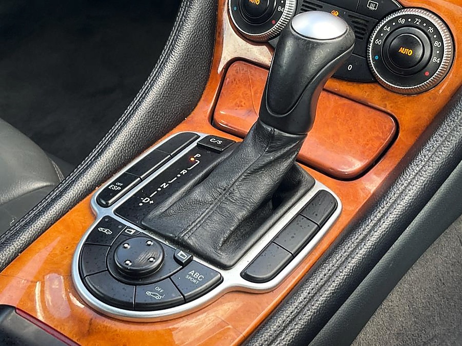 2004 Mercedes-Benz SL-Class SL500 - Photo 20