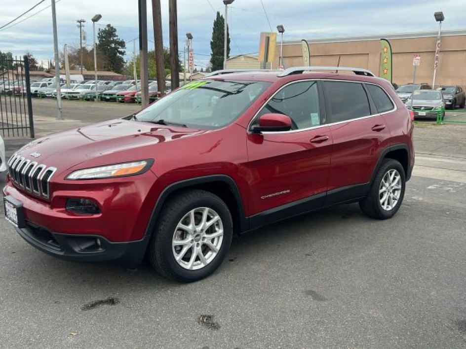 2017 Jeep Cherokee Latitude's photo
