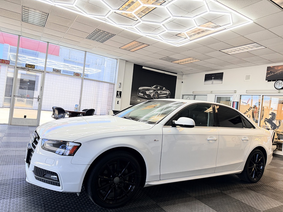 2016 Audi A4 2.0T quattro tiptronic Premium Plus's photo