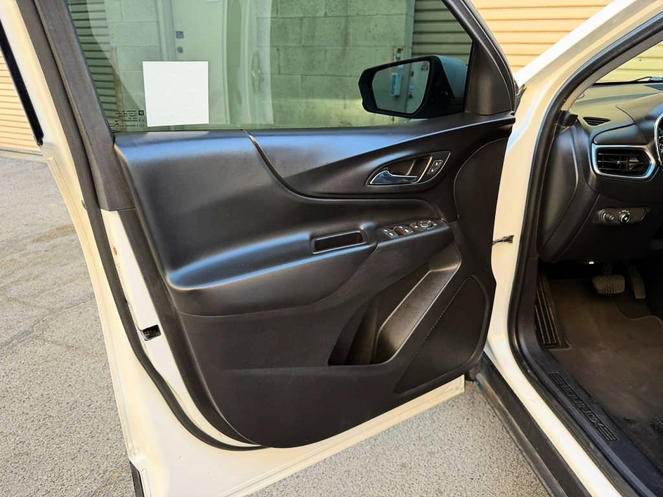 2018 Chevrolet Equinox LT - Photo 19
