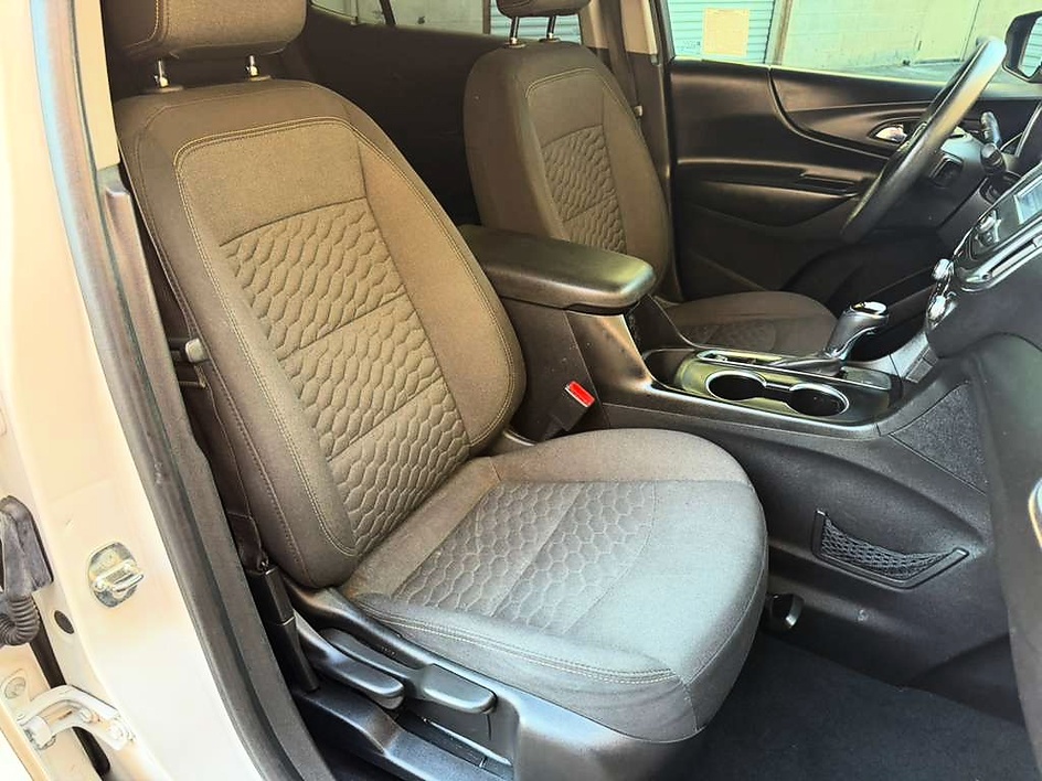 2018 Chevrolet Equinox LT - Photo 7