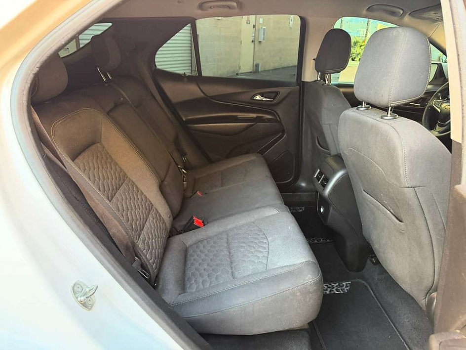 2018 Chevrolet Equinox LT - Photo 12