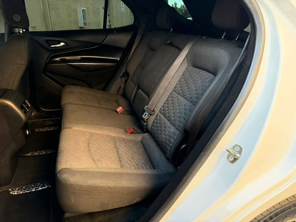 2018 Chevrolet Equinox LT - Photo 11