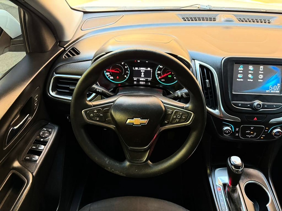 2018 Chevrolet Equinox LT - Photo 9