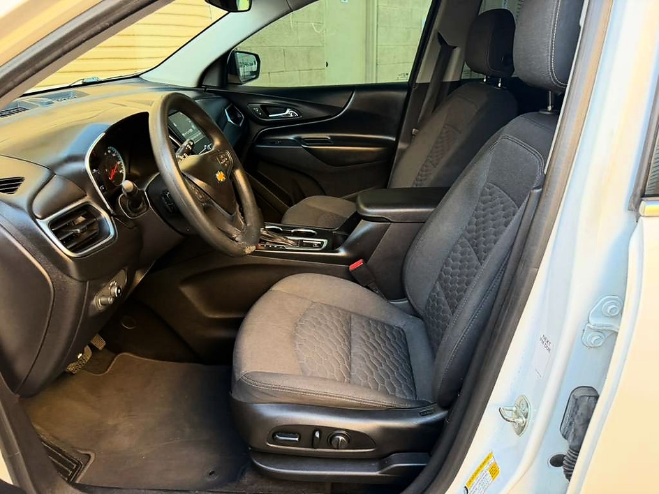 2018 Chevrolet Equinox LT - Photo 8