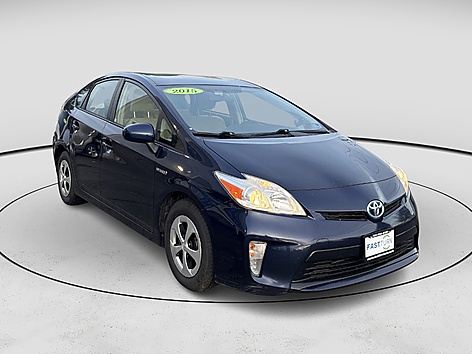 2015 Toyota Prius Two's photo