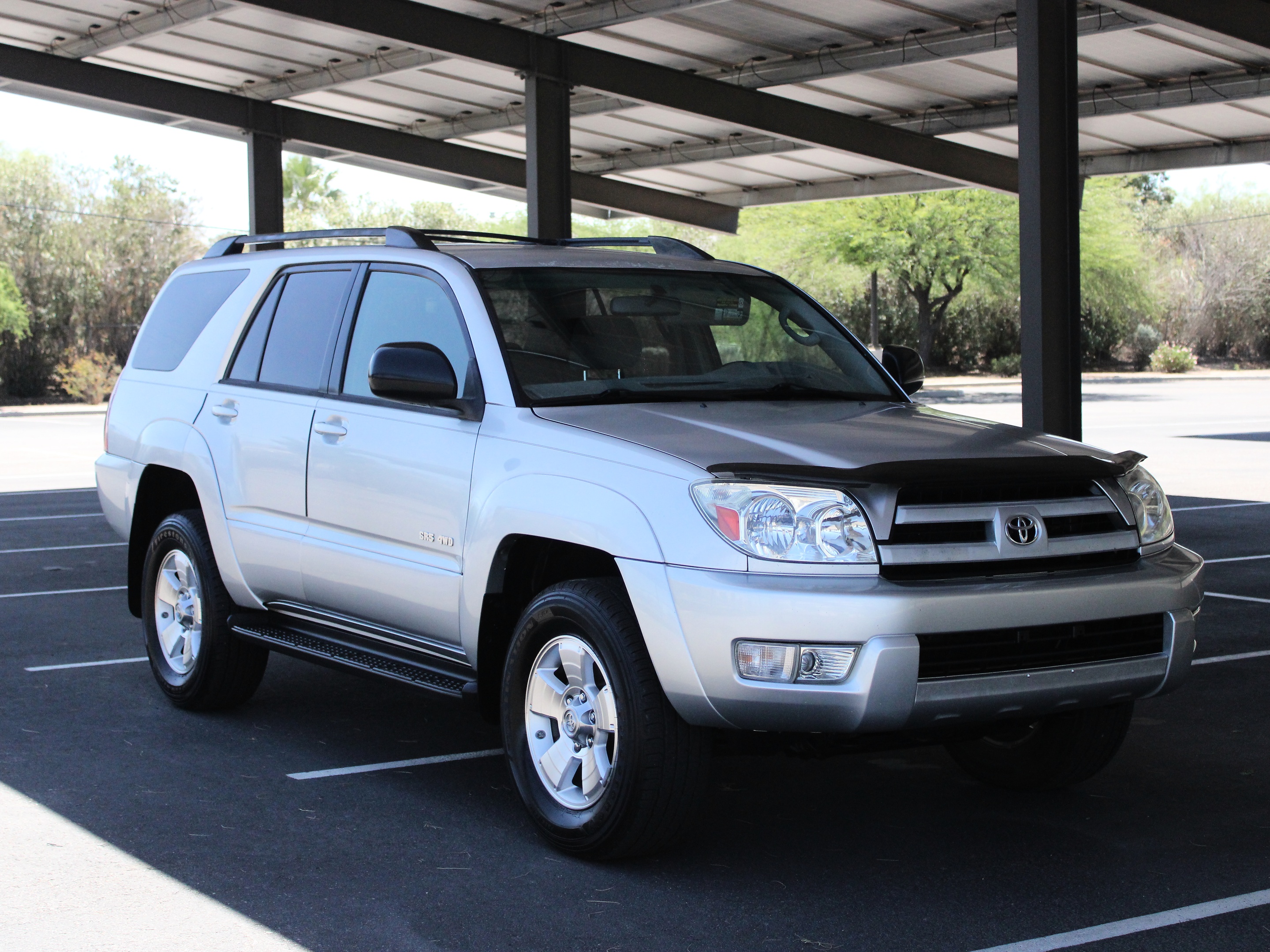2004 Toyota 4Runner SR5 4x4's photo