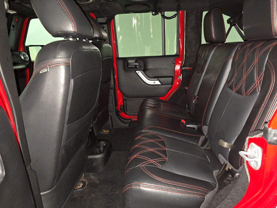 2014 Jeep Wrangler Unlimited Rubicon - Photo 22