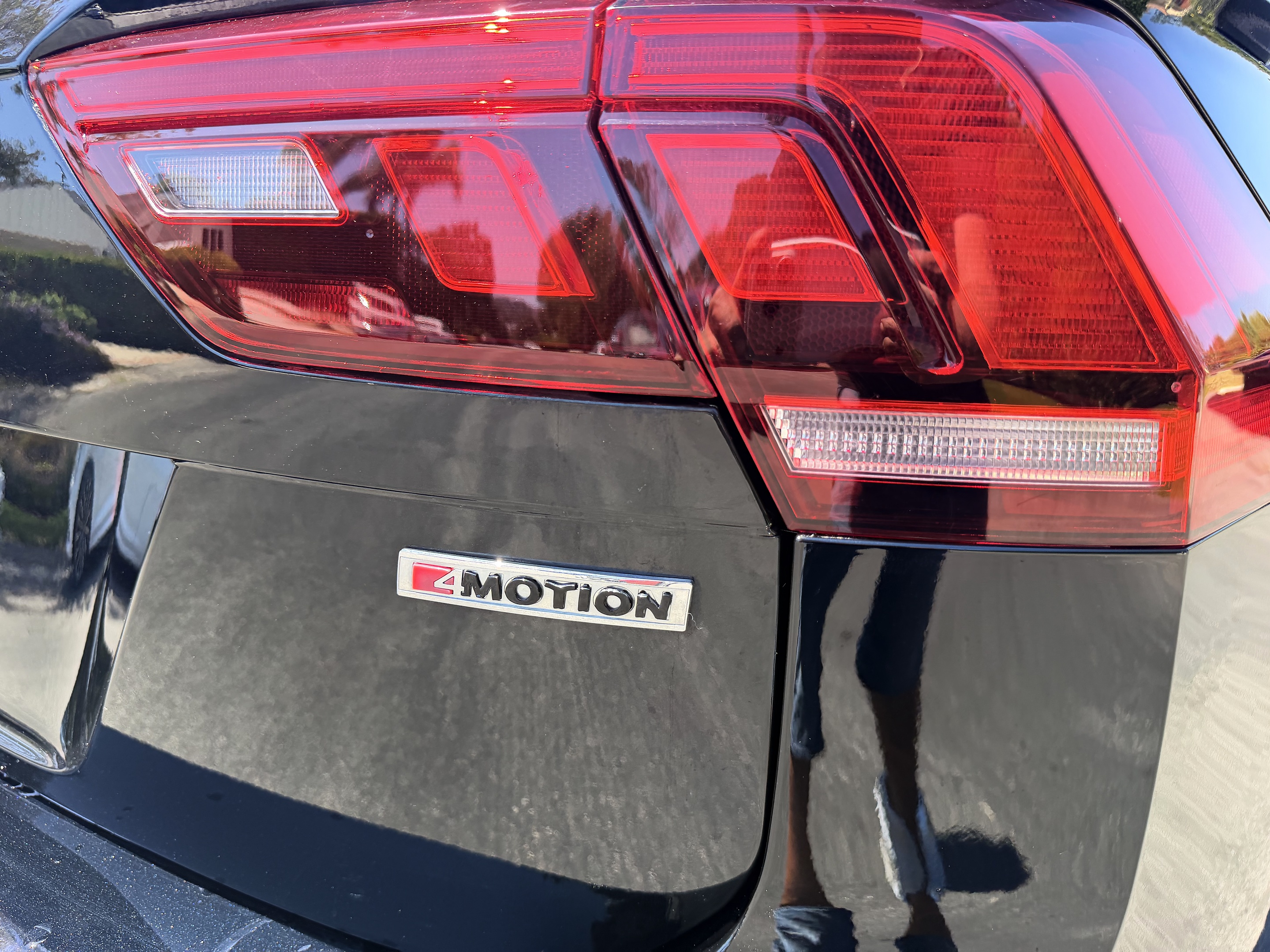 2021 Volkswagen Tiguan SE R-LINE BLACK - Photo 13