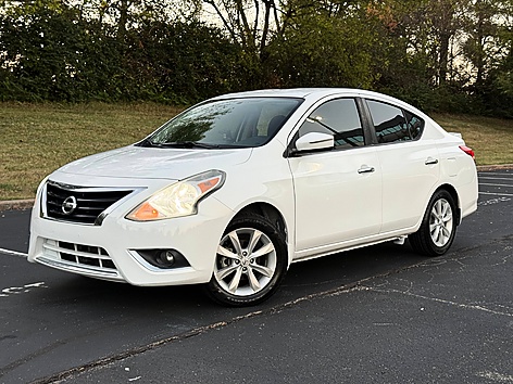 2017 Nissan Versa Sedan