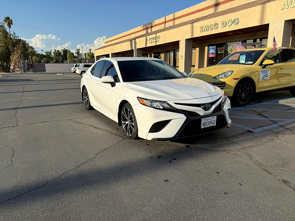2019 Toyota Camry SE