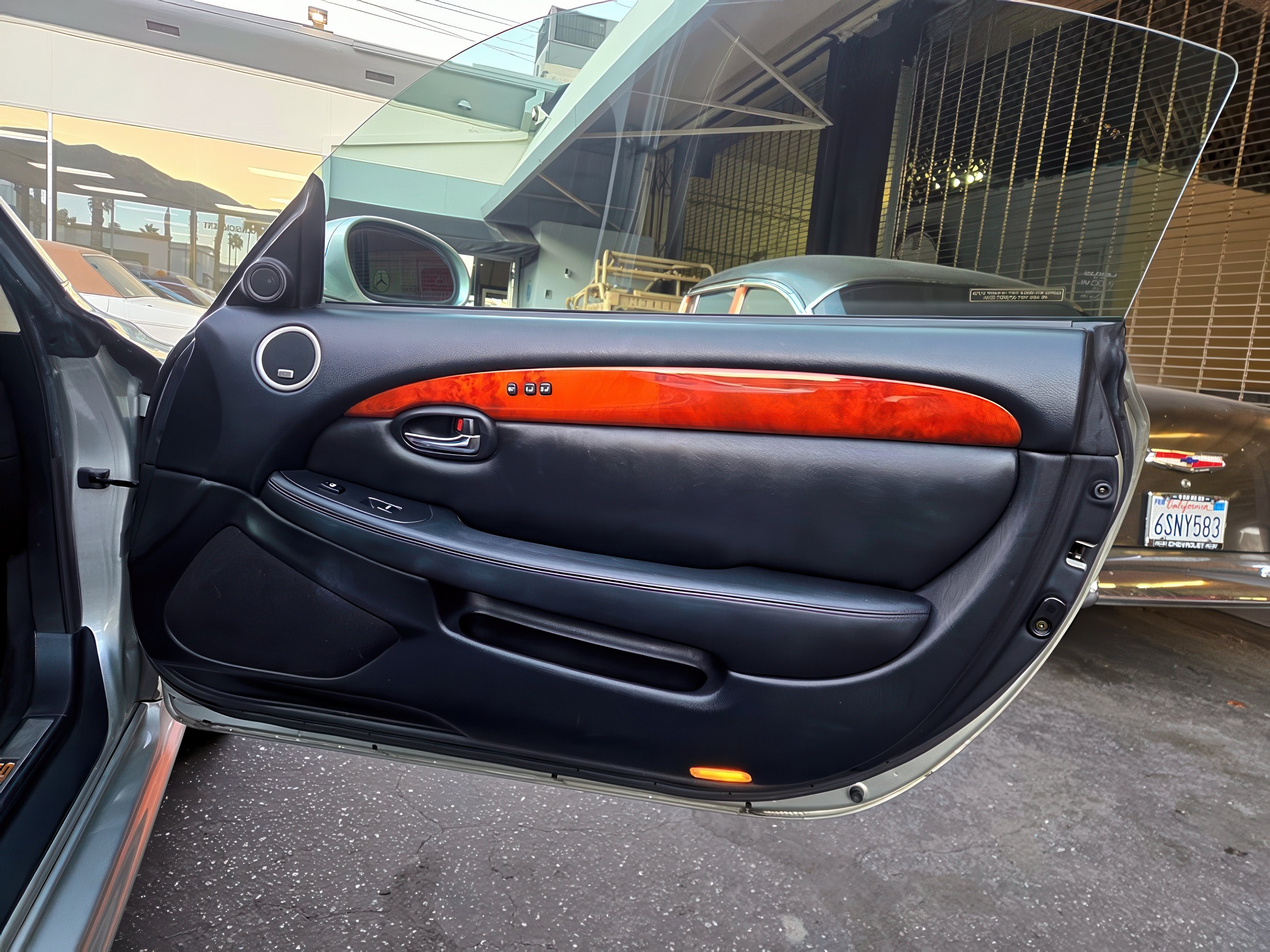 2002 Lexus SC 430 - Photo 17