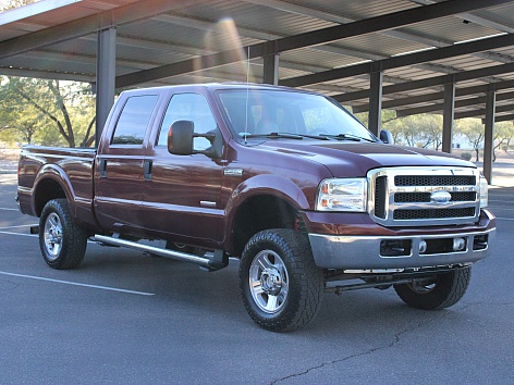 2005 Ford F-250 Super Duty Lariat's photo