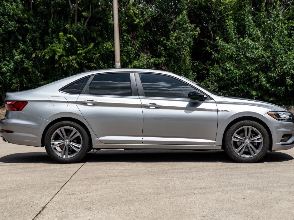 2020 Volkswagen Jetta R-Line photo 7
