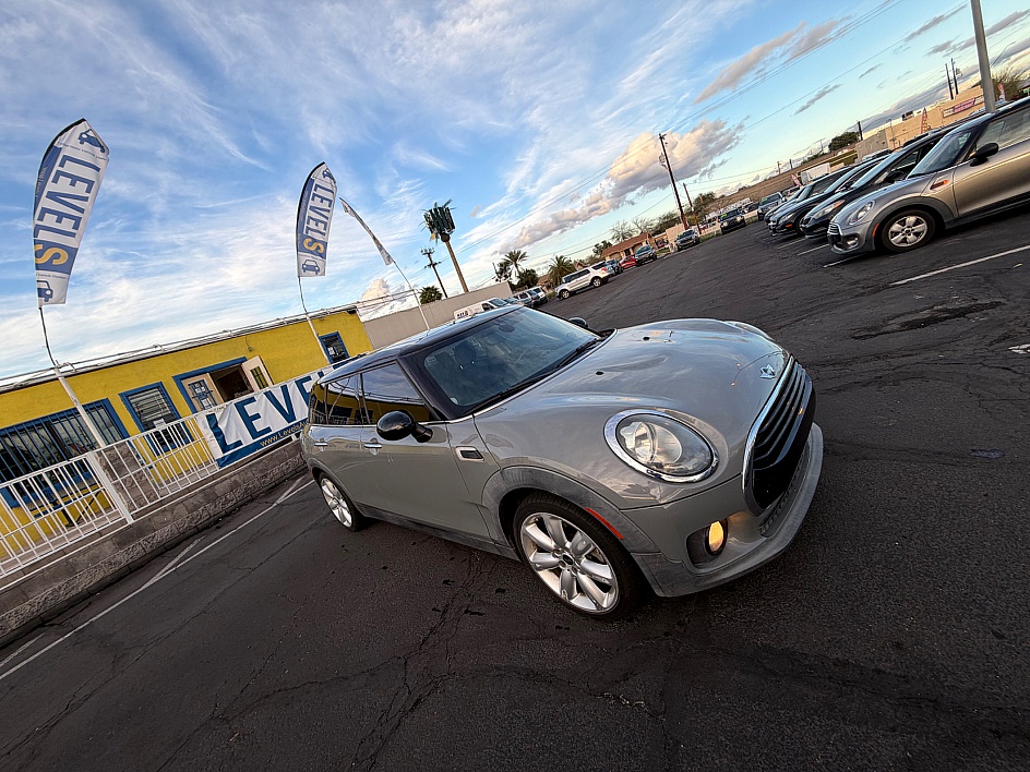 2016 MINI Clubman Base
