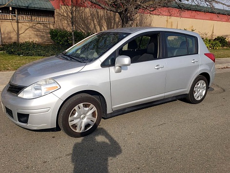 2011 Nissan Versa S