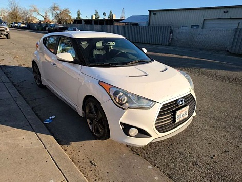 2013 Hyundai Veloster Base