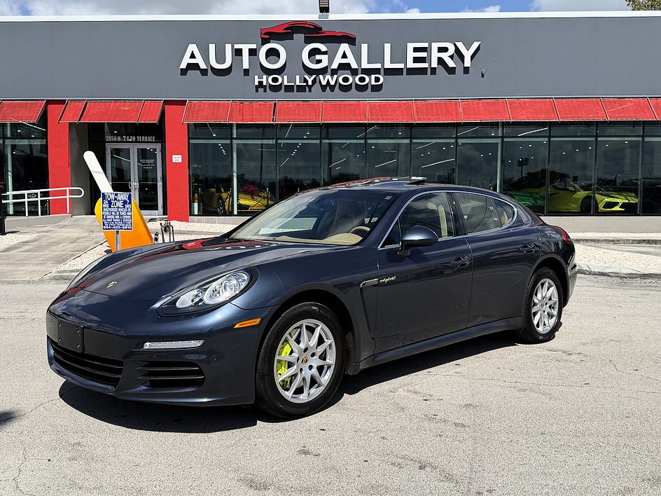 2014 Porsche Panamera S E-Hybrid's photo