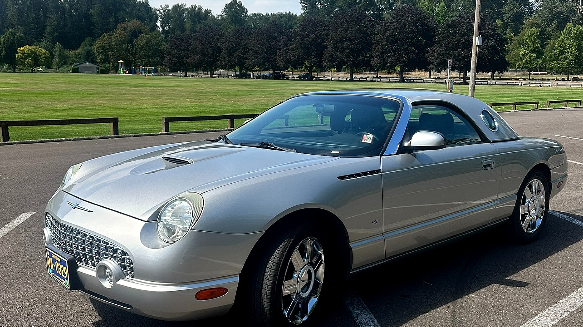 2004 Ford Thunderbird