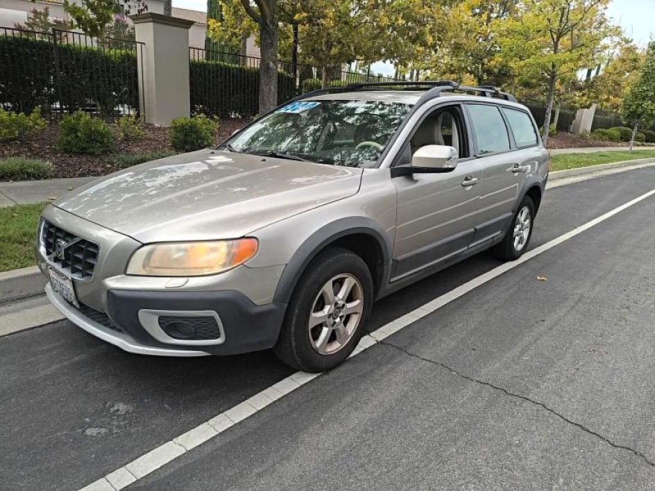 2008 Volvo XC70 3.2T AWD A's photo