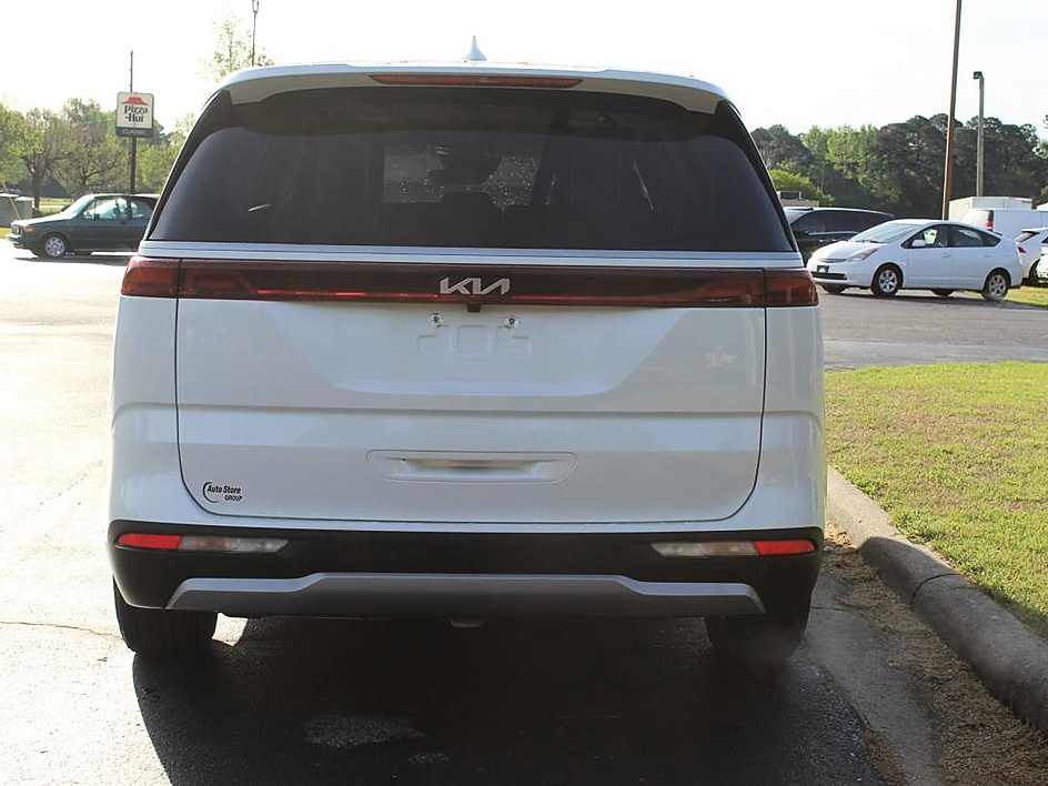 2023 Kia Carnival LX Seat Pkg - Photo 7