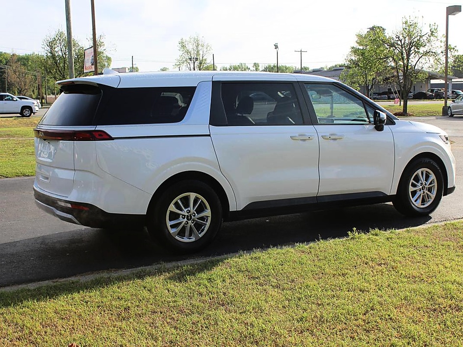 2023 Kia Carnival LX Seat Pkg - Photo 6