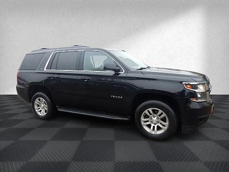 2017 Chevrolet Tahoe LT's photo