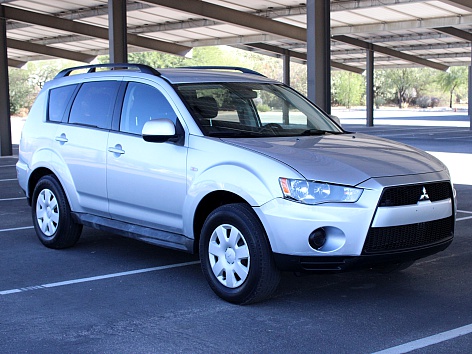 2011 Mitsubishi Outlander ES