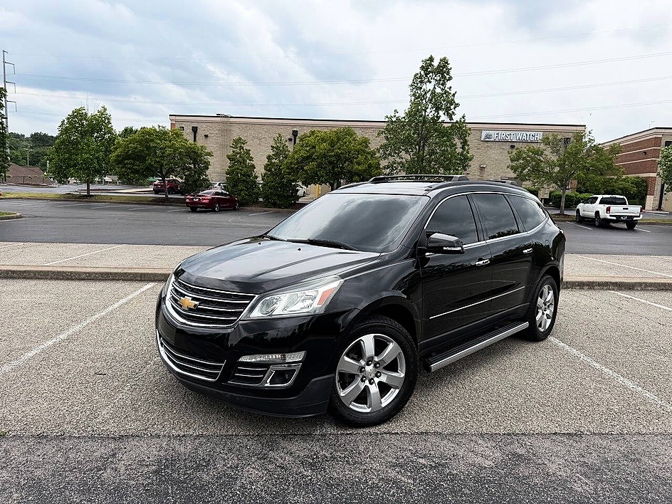 2017 Chevrolet Traverse Premier FWD's photo