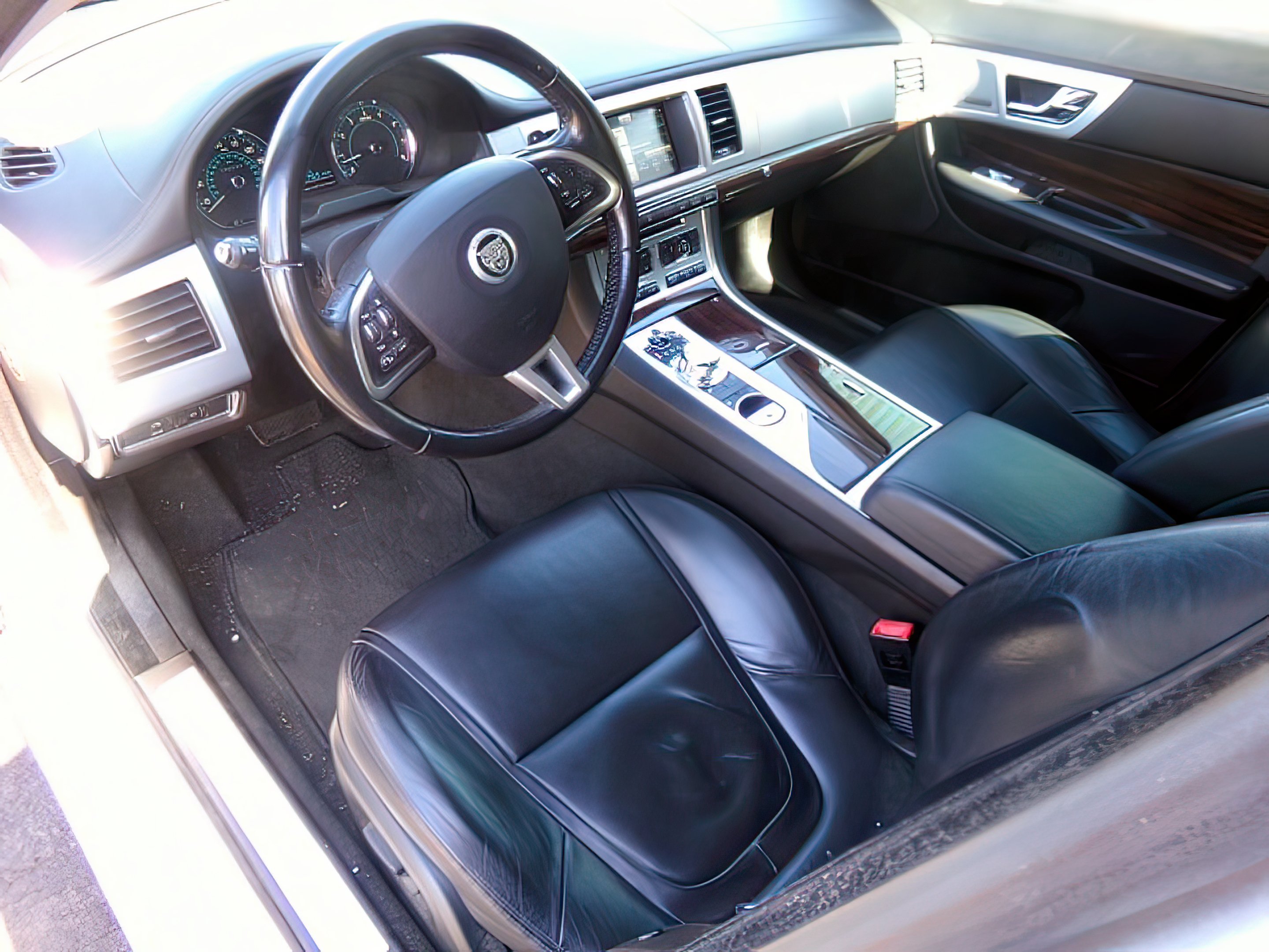 2013 Jaguar XF Base - Photo 9