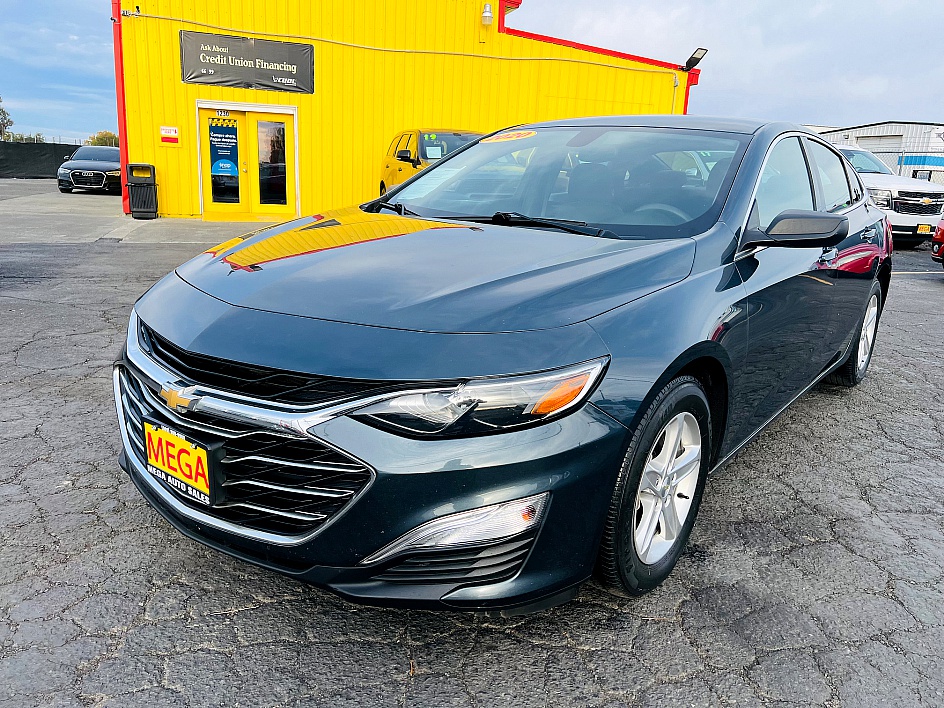 2020 Chevrolet Malibu's photo