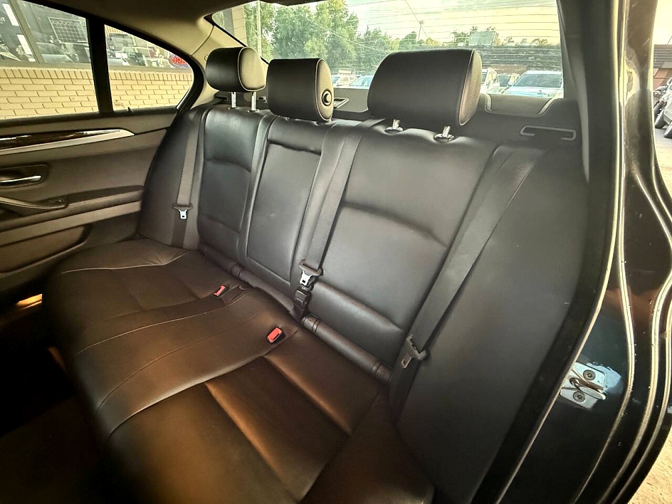 2012 BMW 5 Series 528i - Photo 15