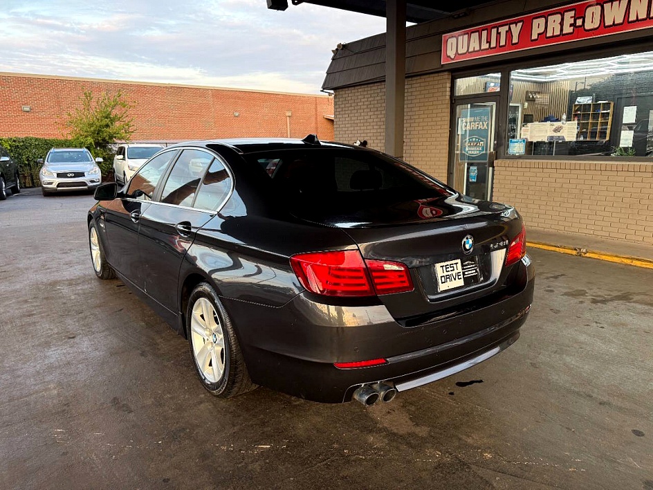 2012 BMW 5 Series 528i - Photo 4